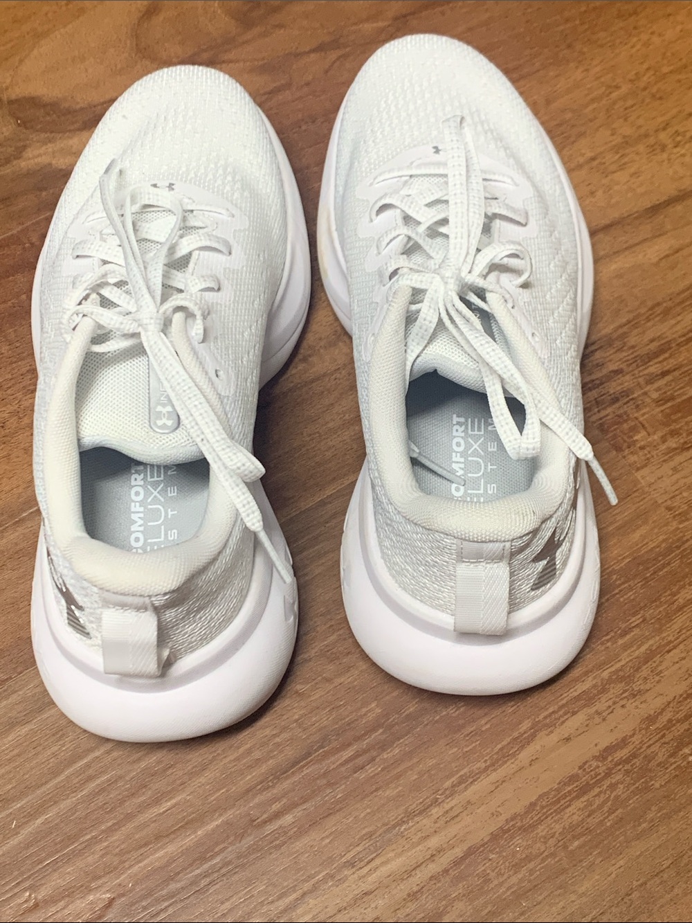 Under Armour Tennis Shoes NWOT - Picture 2 of 8